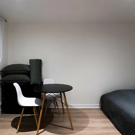 Apartment 1 - Tout Equipe Et Fonctionnel - Carmes, *